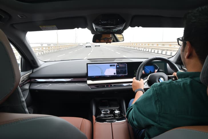 Bmw 5 Series Lwb Dashboard