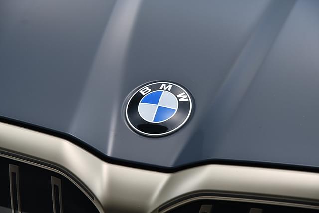Closed Bonnet Image - 17262