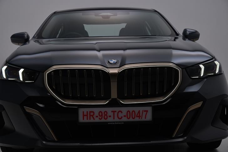 Bmw 5 Series Lwb Front View