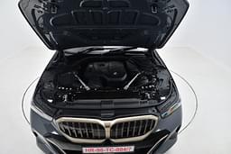 Bmw 5 Series Lwb Color Black