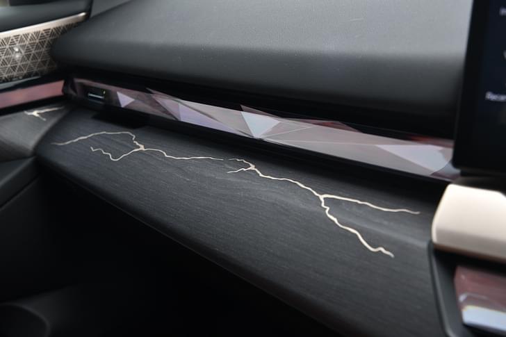 Bmw 5 Series Lwb Dashboard