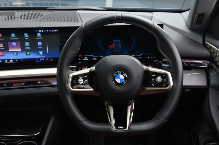 Bmw 5 Series Lwb Dashboard
