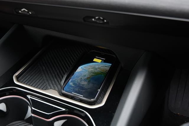 Charging Ports Image - 17294