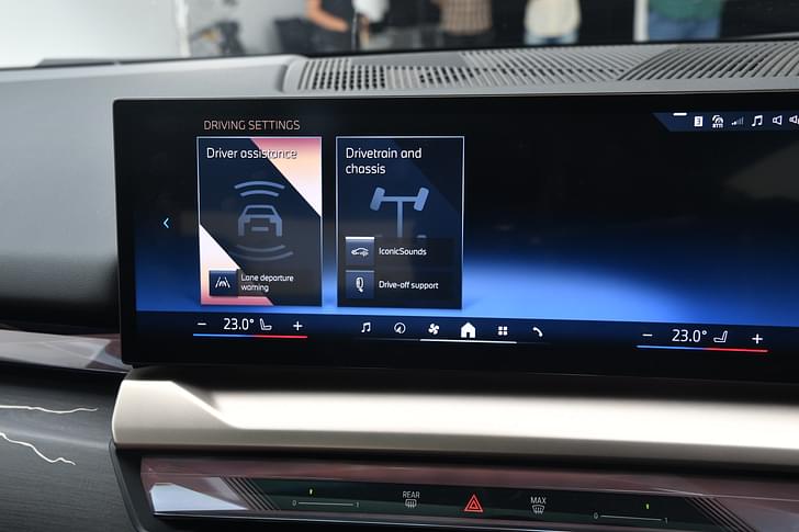 Bmw 5 Series Lwb Infotainment System