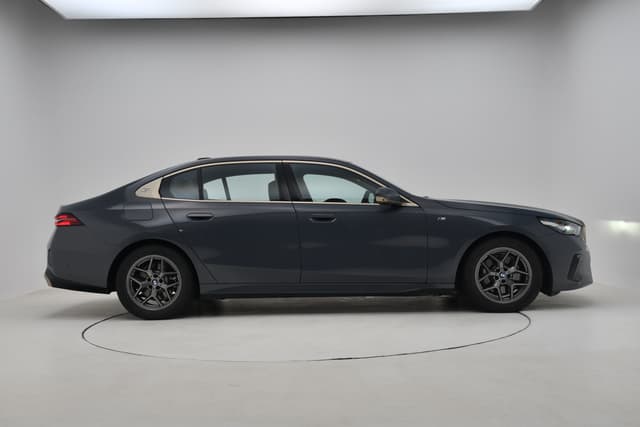Alloy Wheels Image - 17303