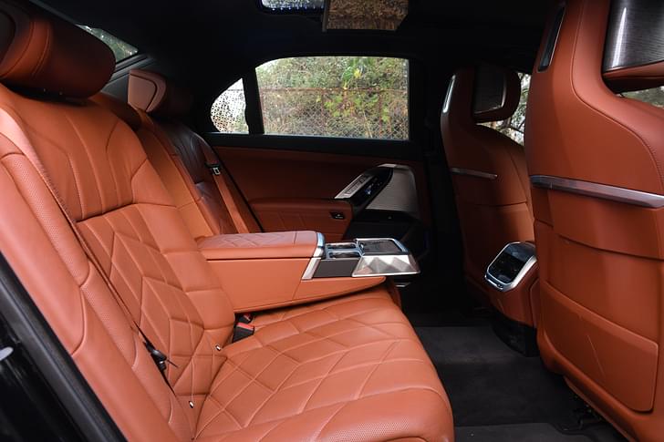 Bmw 7 Series Second Row Seats
