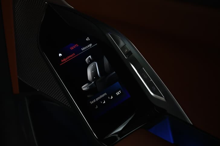 Bmw 7 Series Infotainment System