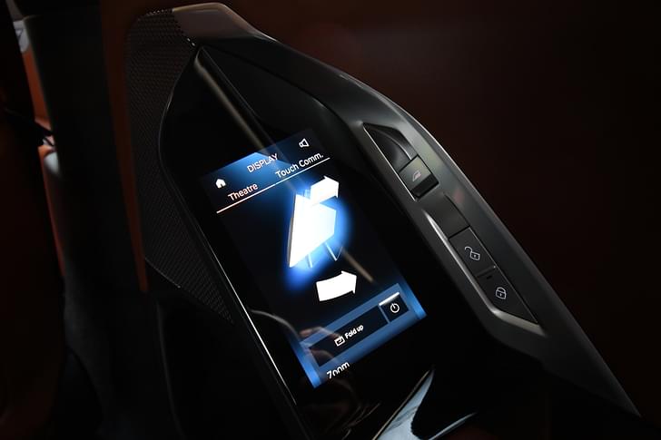 Bmw 7 Series Infotainment System