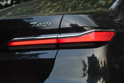 Bmw 7 Series Rear View