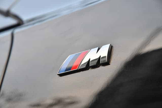 Front Logo Image - 4143