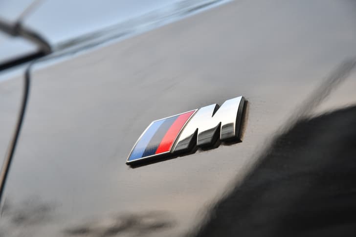 Bmw 7 Series Front Logo