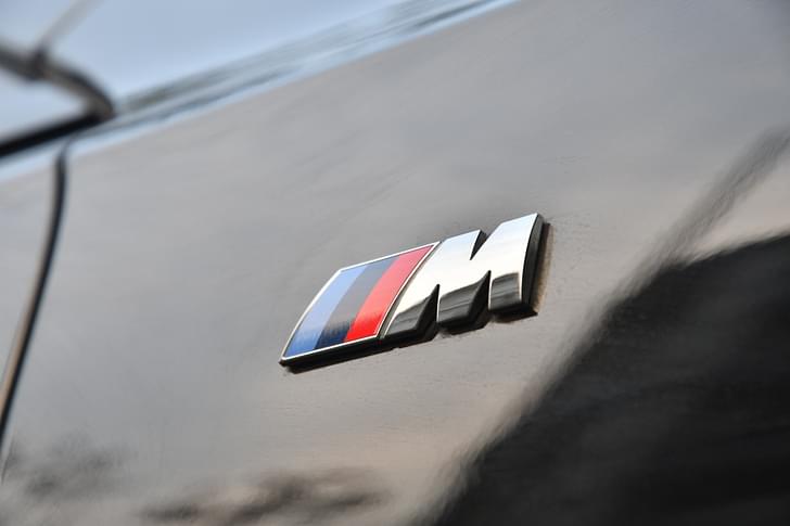 Bmw 7 Series Front Logo