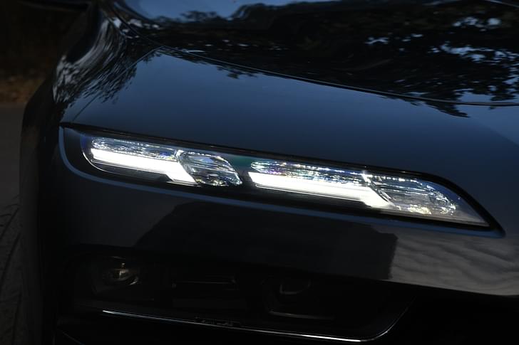 Bmw 7 Series Headlight