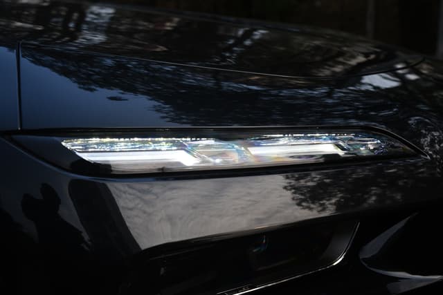 Headlight Image - 4149