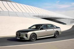 BMW 7 Series Front Right Three Quarter BMW 7 Series Front Right Three Quarter
