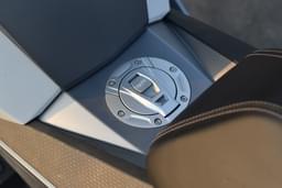 Bmw Bikes C 400 Gt Open Fuel Lid