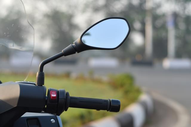 Side Mirror Image - 21847