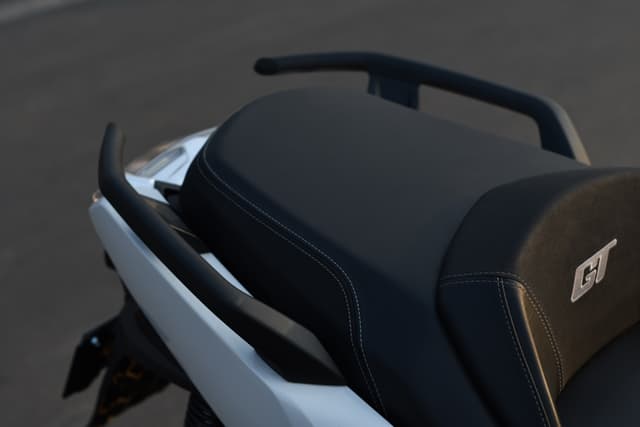 Pillion Seat Image - 21854