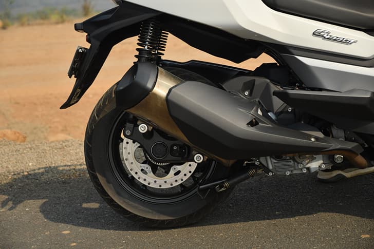 Exhaust Pipes