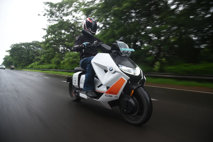 Bmw Bikes Ce 04 Front Left Three Quarter