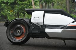 Bmw Bikes Ce 04 Color White