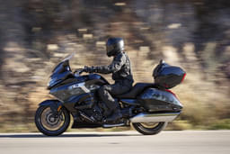 Bmw Bikes K 1600 Grand America Front Right Three Quarter