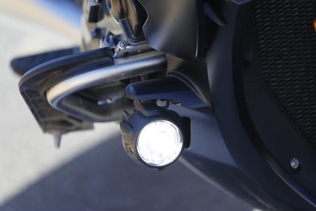 Headlight Image - 22057