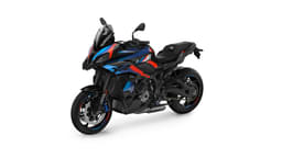 Bmw Bikes M 1000 Xr Front Left Three Quarter