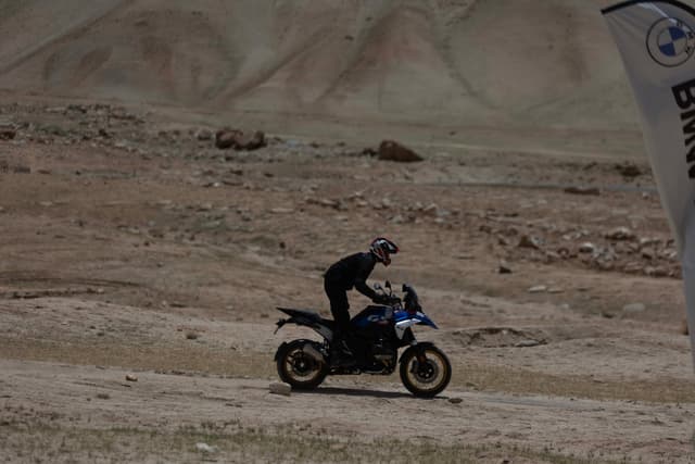 Color Blue, Black Image - 22192