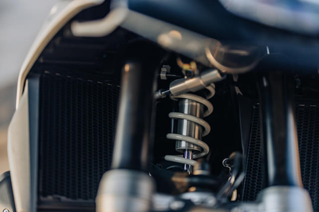 Front Suspension Image - 22216