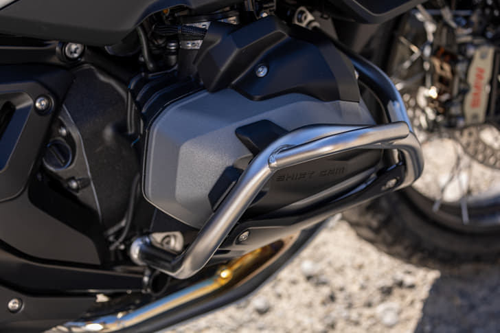 Bmw Bikes R 1300 Gsa Color Black