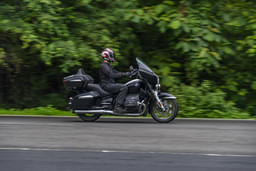 Bmw Bikes R18 Front Right Three Quarter