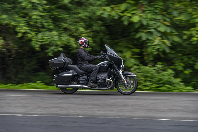 Front Right Three Quarter Image - 21786