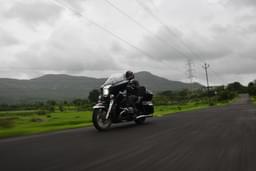 Bmw Bikes R18 Front Left Three Quarter