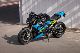Bmw Bikes S 1000 R Front Right Three Quarter