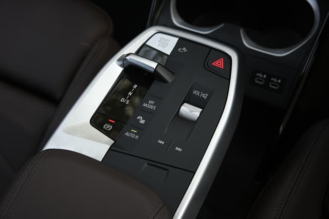 Charging Ports Image - 8847