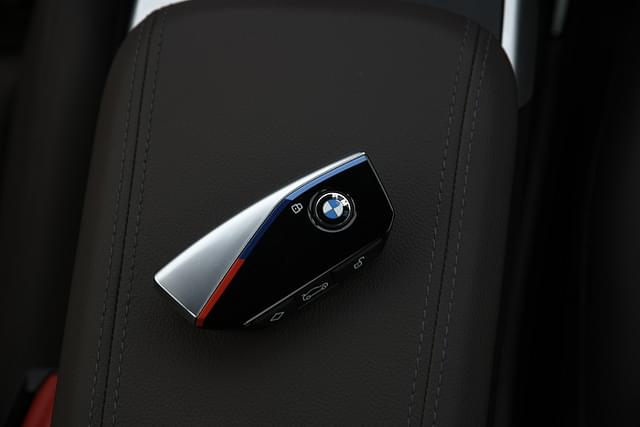 Storage Armrest Image - 8879