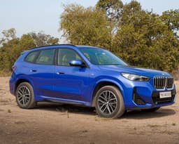 Bmw X1 Front Right Three Quarter