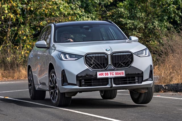 Front Right Three Quarter Image - 33075