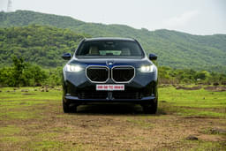 Bmw X3 Front View