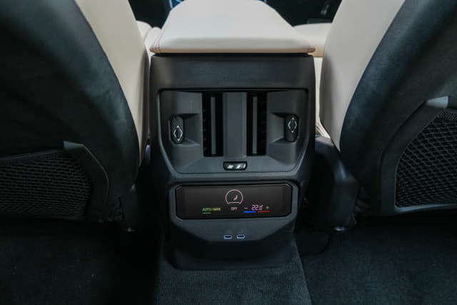 Ac Vents Rear Image - 29614