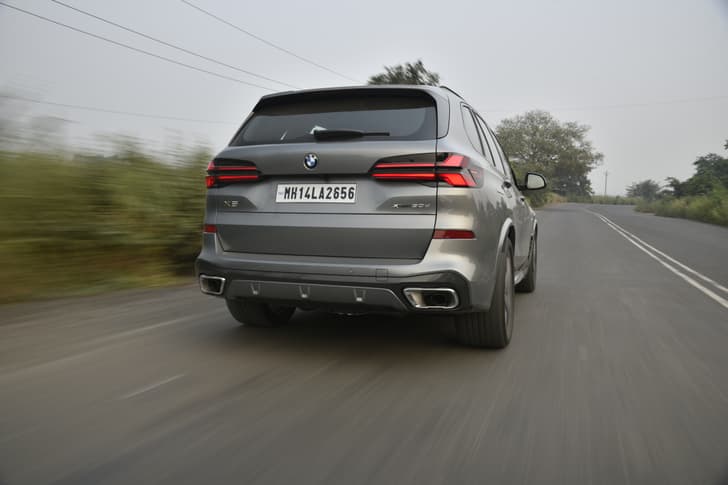 Bmw X5 Rear View