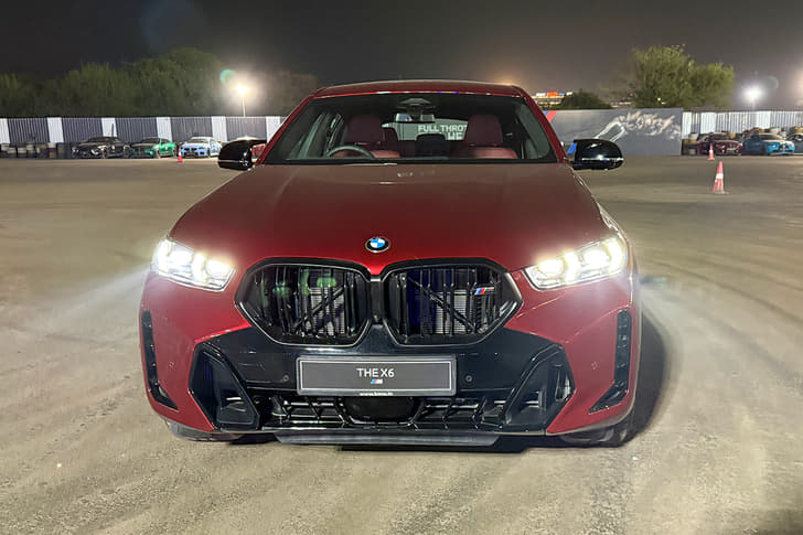 BMW X6 Front View