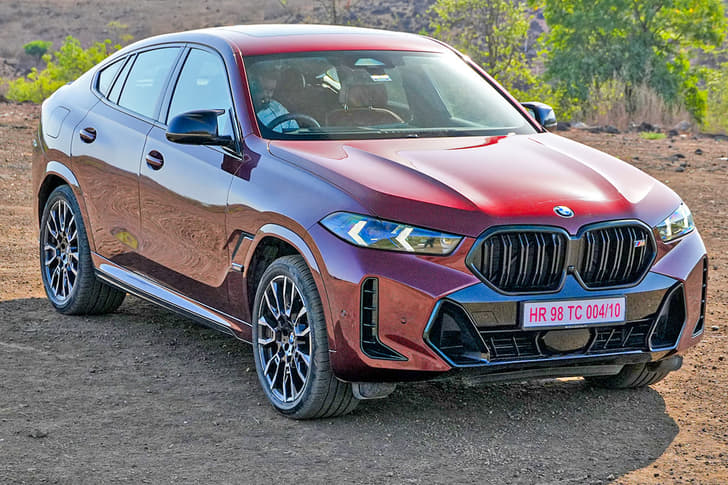 BMW X6 Front Right Three Quarter