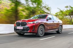 BMW X6 Front Right Three Quarter
