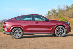 BMW X6 Rear Right Three Quarter BMW X6 Rear Right Three Quarter