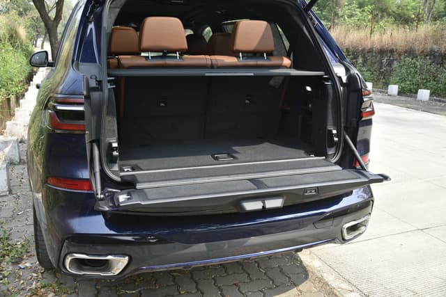 Rear View Image - 8596