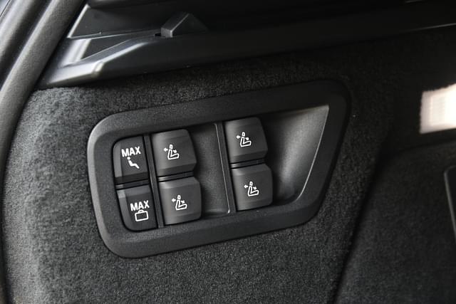 Door Controls Image - 8599