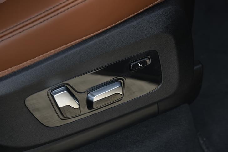 Bmw X7 Front Row Seats