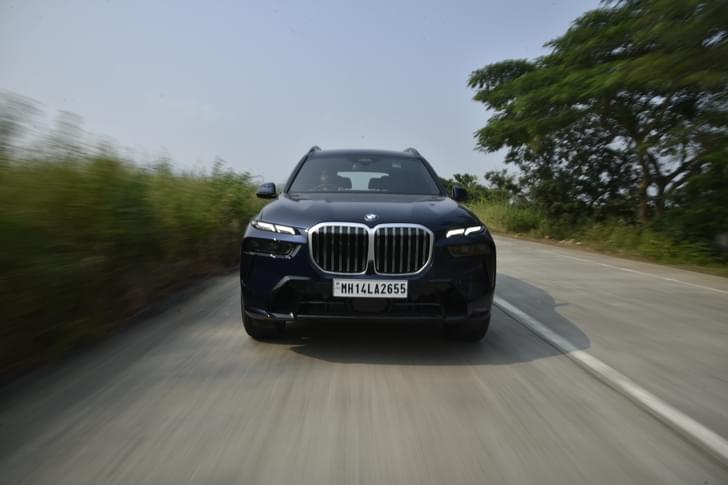 Bmw X7 Front View